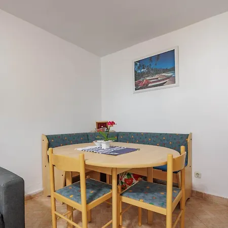 Lovely House Luiza - Happy