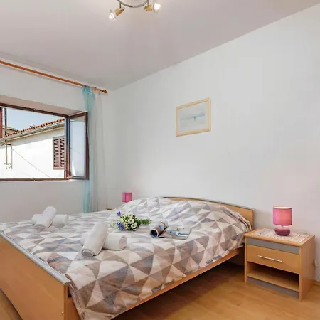 Lovely House Luiza - Happy *