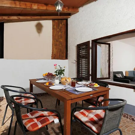 Lovely House Luiza - Happy *