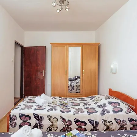 Lovely House Luiza - Happy *